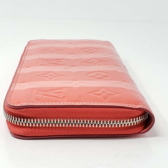 Auth Louis Vuitton Reiyuru Vernis Zippy Wallet - Picture 5 of 16